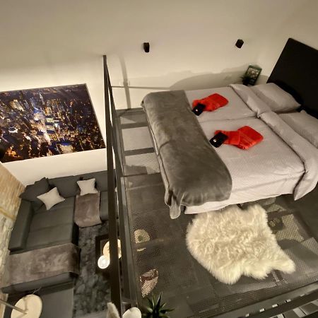 Kiraly Street , Stylish Apartment Boedapest Buitenkant foto