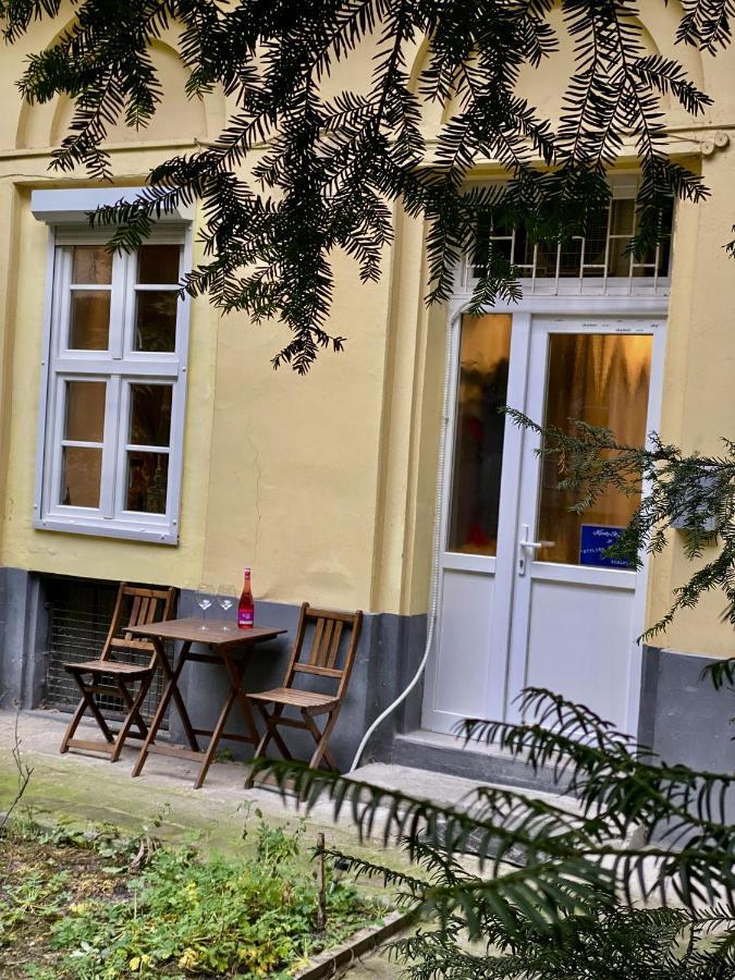 Kiraly Street , Stylish Apartment Boedapest Buitenkant foto
