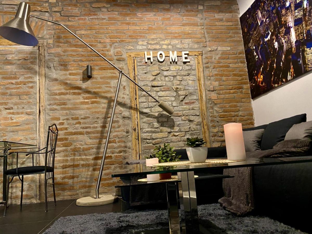 Kiraly Street , Stylish Apartment Boedapest Buitenkant foto