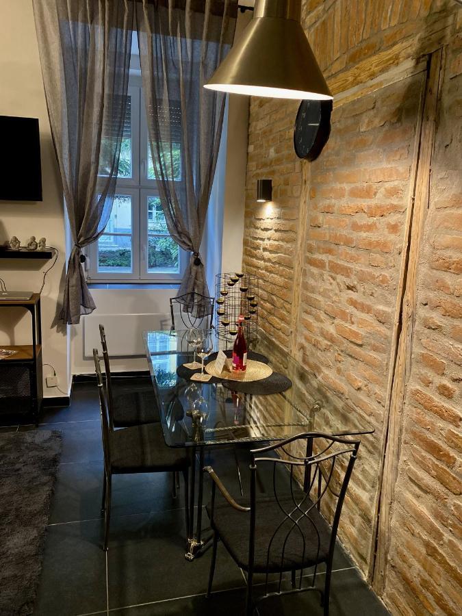 Kiraly Street , Stylish Apartment Boedapest Buitenkant foto